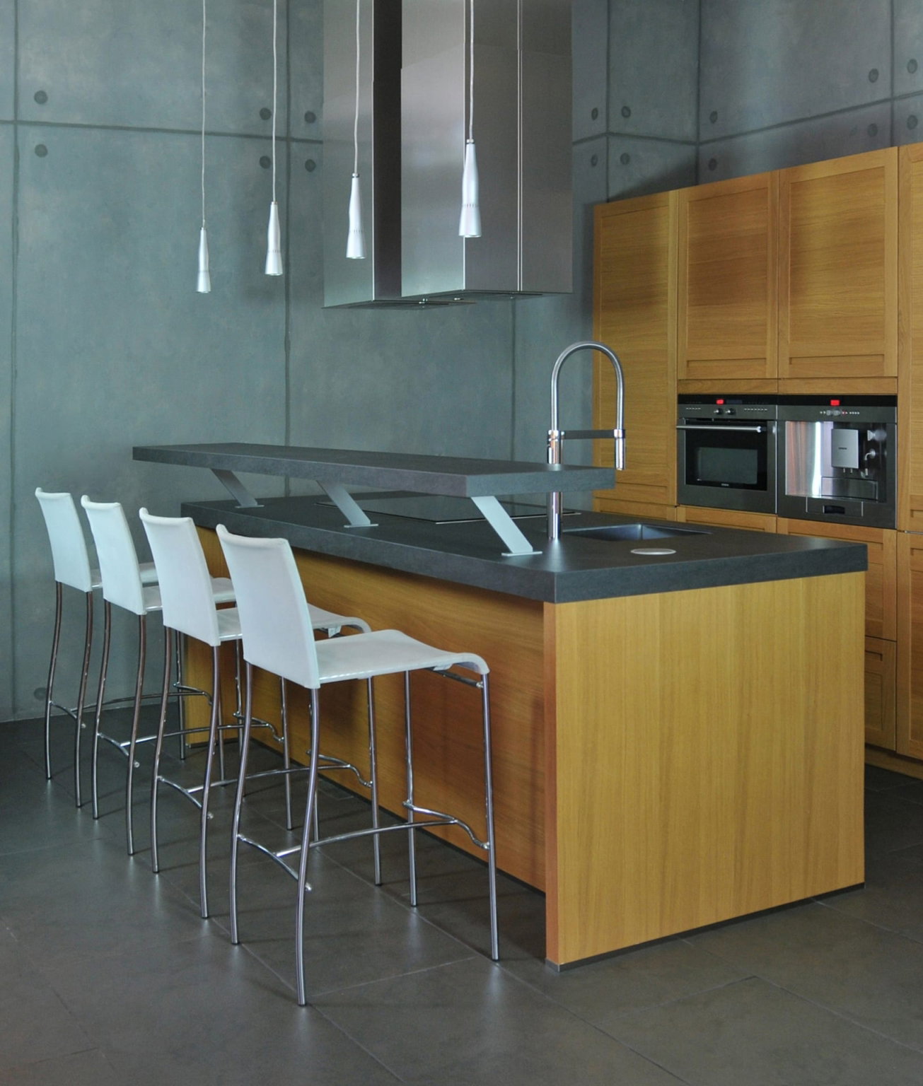 Basalt Black 6