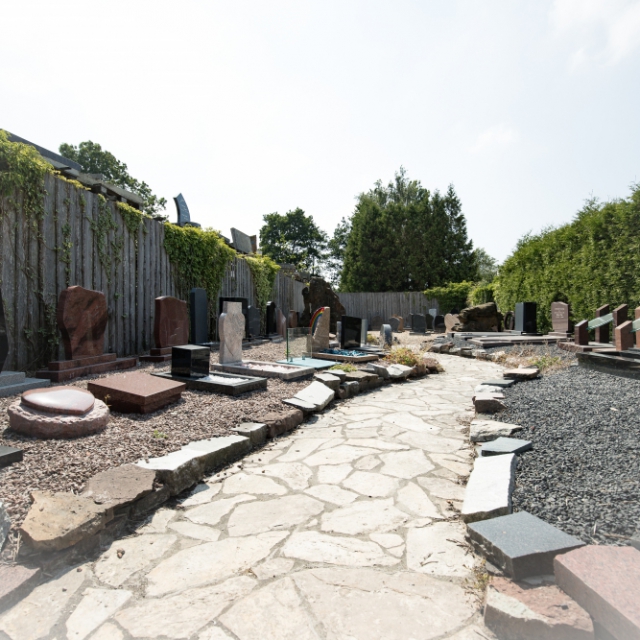 Budgetmodellen in de monumententuin van Hutting Natuursteen