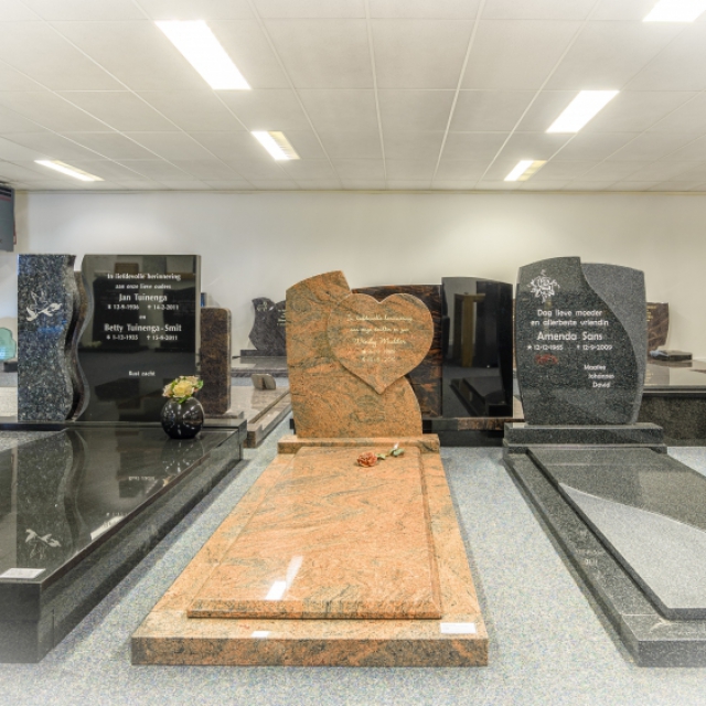 Een groot aanbod van grafmonumenten