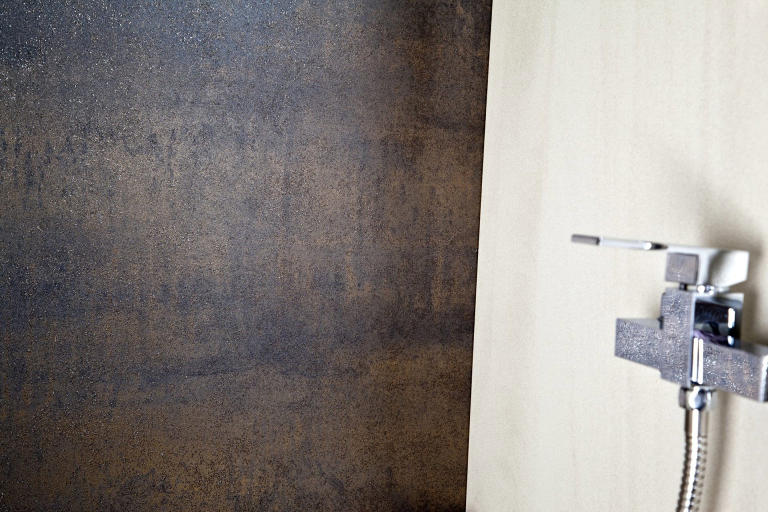 Neolith Iron Moss vloer