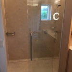 Douchedeur met Crema Marfil scaled