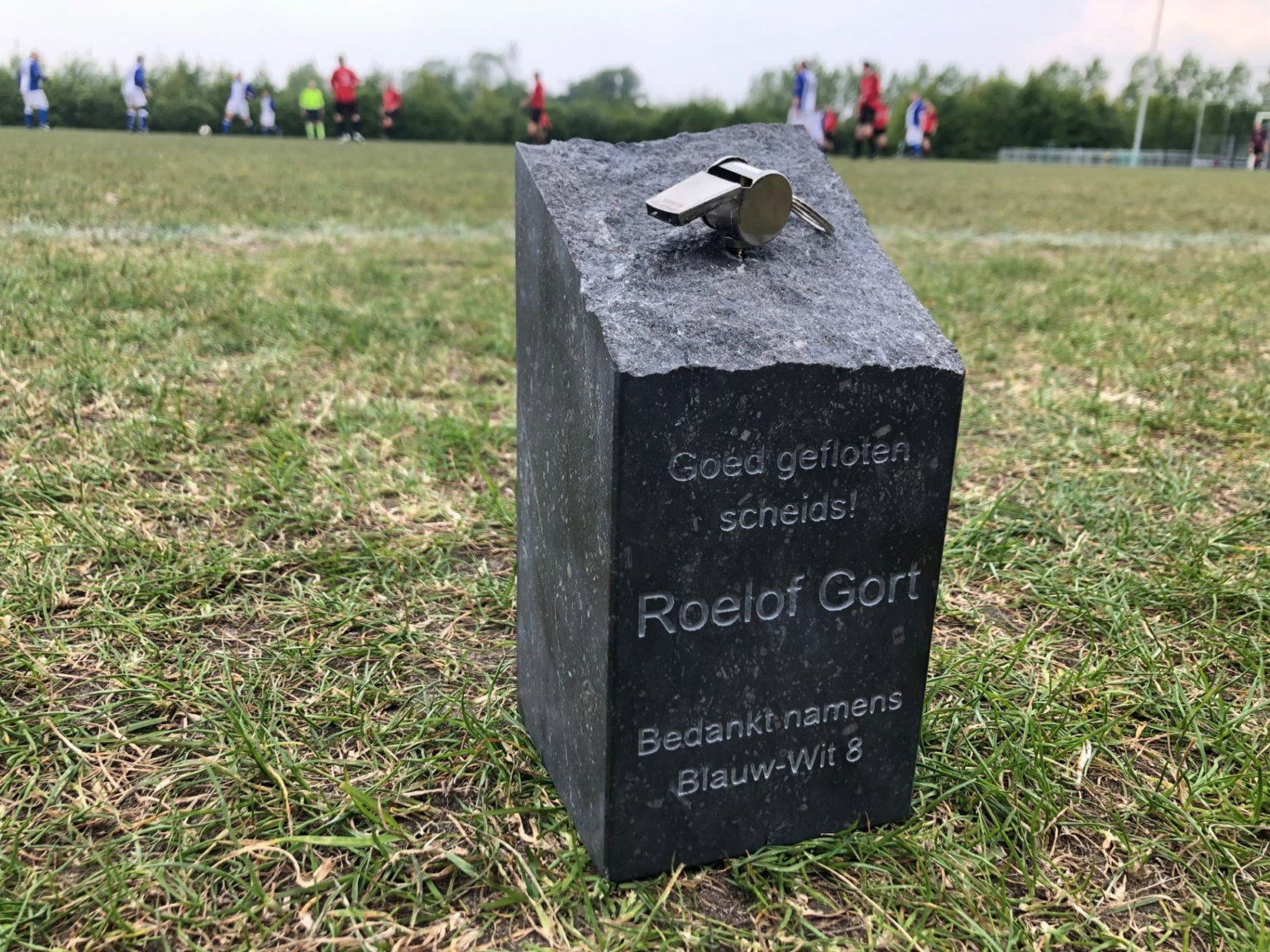 Kleine sokkel van Belgisch Hardsteen scaled