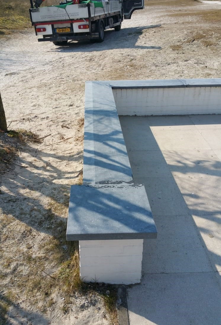 Muurafdekker natuursteen grijs