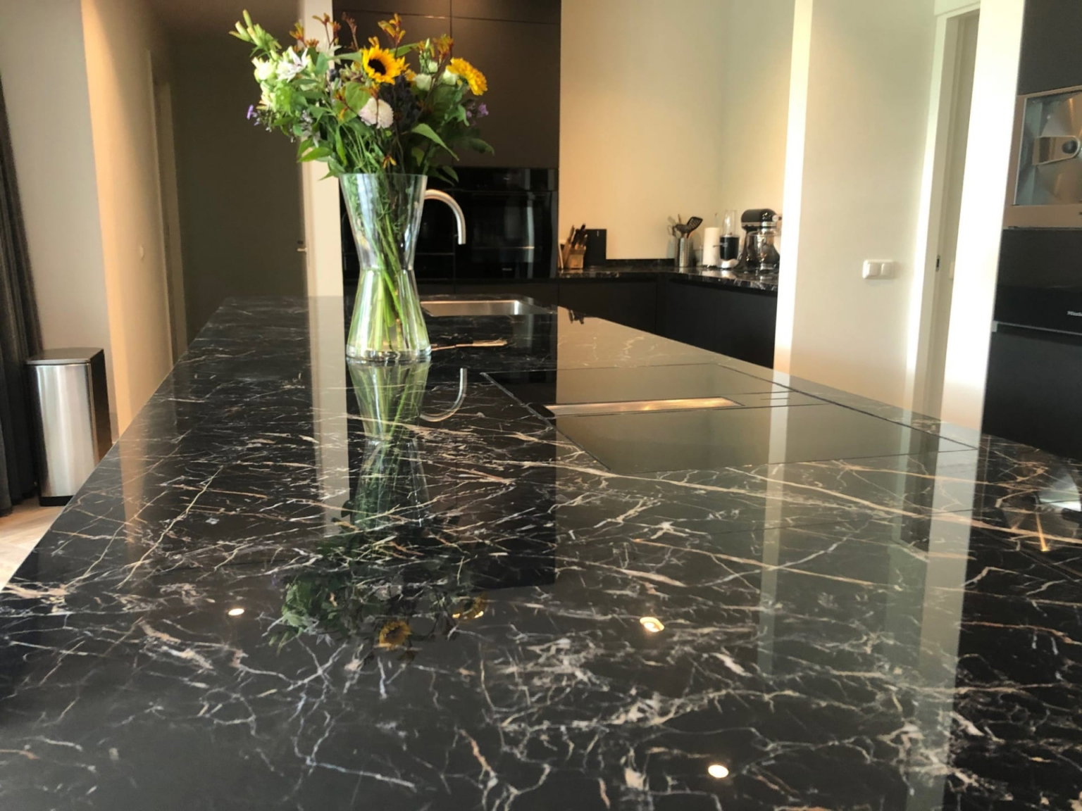 Marazzi Saint Laurent aanrechtblad zwart marmer scaled