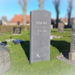 Grafsteen EZ 522-25