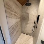LEEUWARDEN – Badkamer Taj Mahal kwartsiet