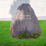 Grafmonument-organische-vorm