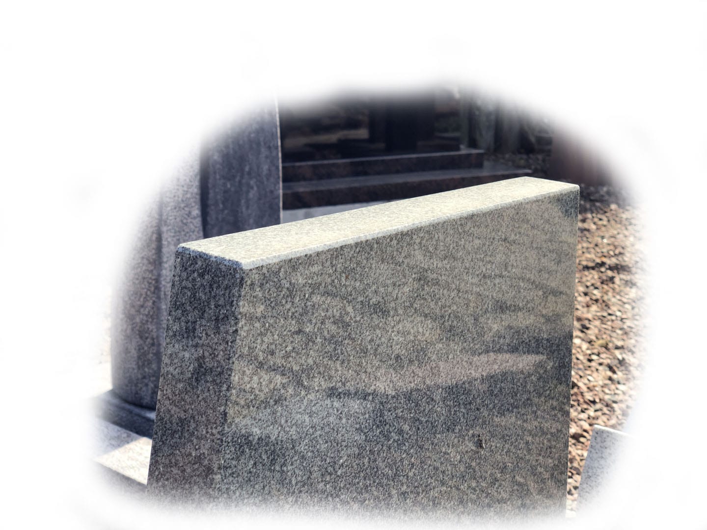 Grafsteen Daluja Grey graniet 55